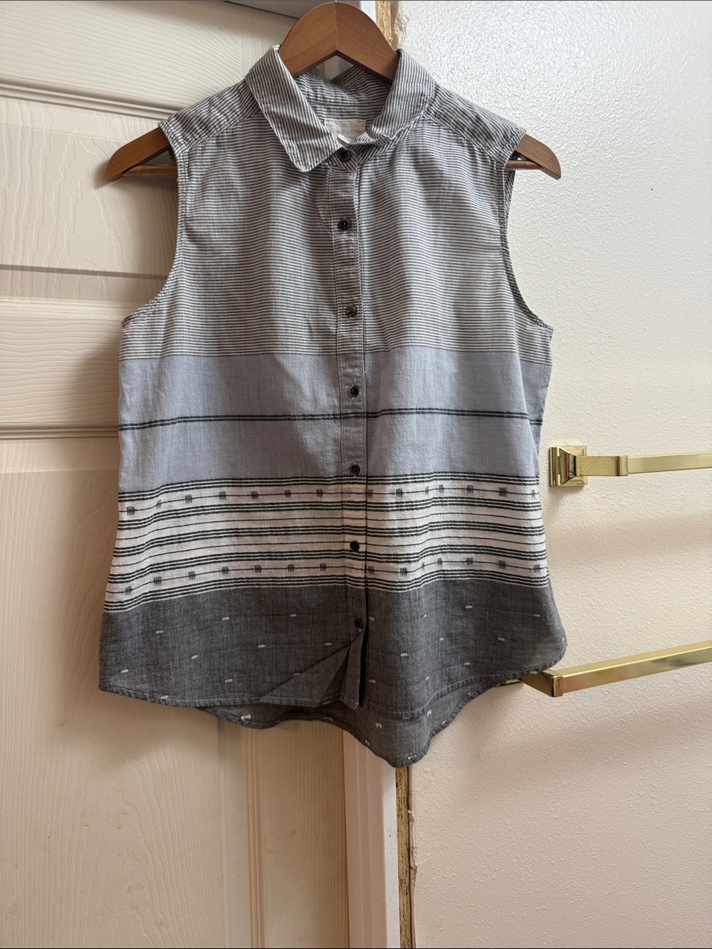 Caslon Gray and White Sleeveless Button-Up Striped Top